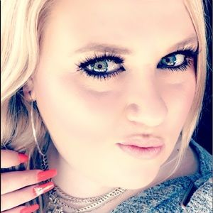 Meet your Posher, Krystal